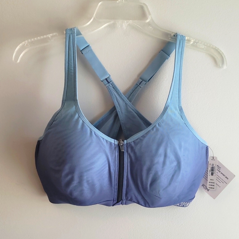 VS Knockout sports bra NWT 36DD
